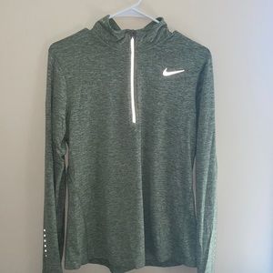 Nike Pullover